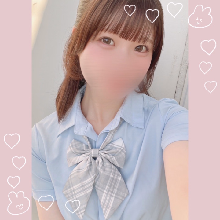 こんばんは🌝

今日はお昼までの出勤だったけど
お写真指名してくれた方、
ネット指名で来てくださった方もいて
とっても嬉しかったです！！

でも、最近お昼に帰ることなかったから
何より暑すぎて、、💧‬(;˘ω˘ )
夕方も暑いけど、やっぱり昼間の日差しは段違いでした😱

早めに帰ったので、3時のおやつなんか食べちゃったりして( ܸ-⩊- ܸ)💖
のんびりしてました～～～

明日も7時から出勤予定なので
ぜひ会いに来てください(ㆆᴗㆆ)
ご予約もお待ちしてます♡
ヒメチャンネルからの予約は
当日もいつでも受け付けてます！

来週は熊本店に行くので1週間まるまるいません！
明日がチャンスです🌟

それでは˙ᵕ˙ )ﾉﾞ
お風呂入ってきます🪿

土用の丑の日来るから
今年こそうなぎを食べたい気持ち！！