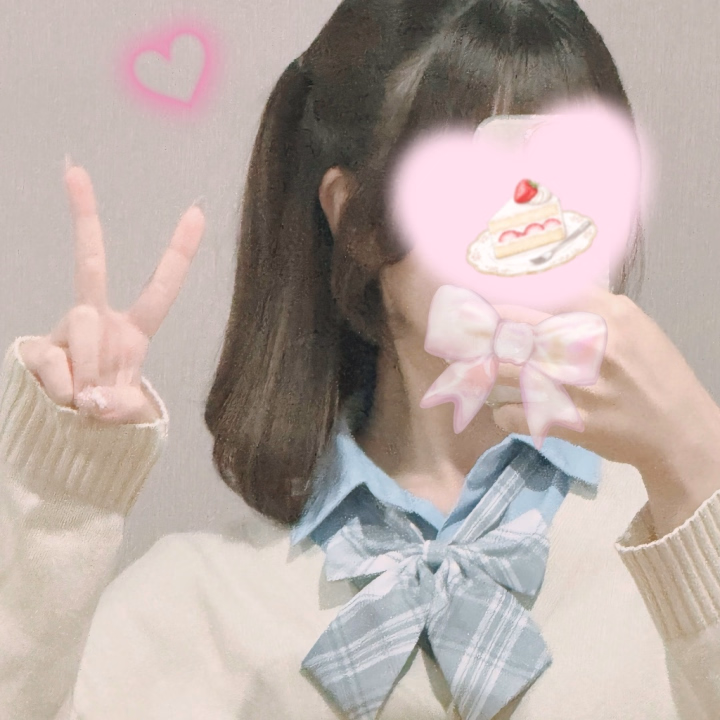 おはようございます(  ᐢ ᵕ ᐢ )☀️
出勤してます！

今月は今日が最後の中洲出勤になるので
お時間合う方ぜひ来てください♡

ハーフツインしてみました〜〜〜
めちゃくちゃ幼くなっちゃって
大丈夫かな、心配😹💧‬
なかなかレアだから、見に来て( ܸ-⩊- ܸ)