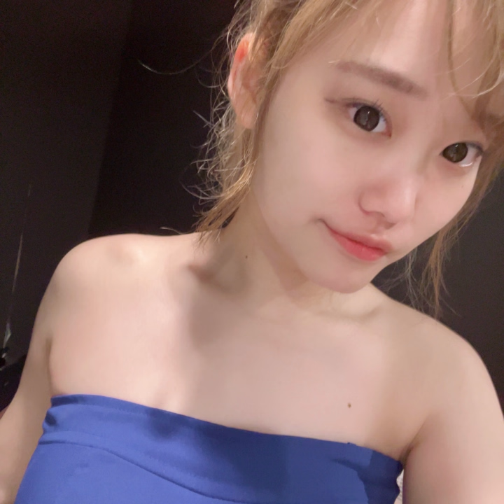 お気に入りのドレスで

撮ってみたけど乳ない子みたいに

なってる😱😱😱😱

本当はあるのに😂