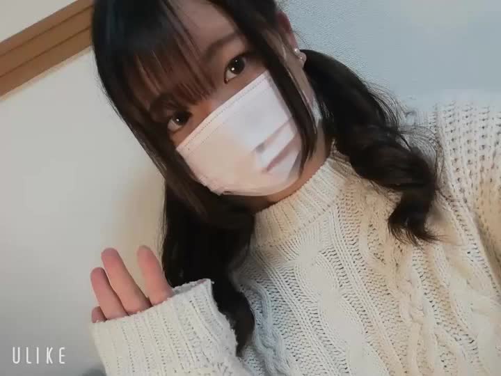出勤しましたっ!! 今日はツインテールです💓 どうかなぁ???