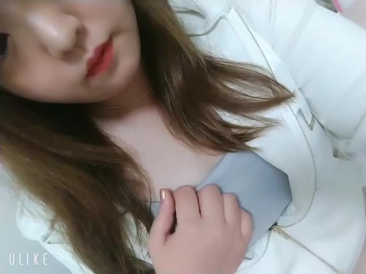 おはようのおっぱい♡