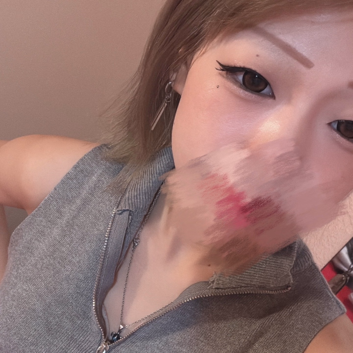 おはようございます☀️

今日も元気に出勤しました😄

今日は12～18までです❕

お誘いお待ちしております(*^^*)