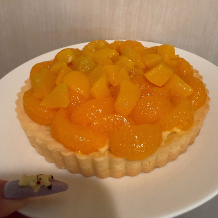 久しぶりに
フルーツタルトケーキ作った✌🏻

今回は
みかんと桃タルト🍊🍑

お菓子作り気分転換になる🫶🏻