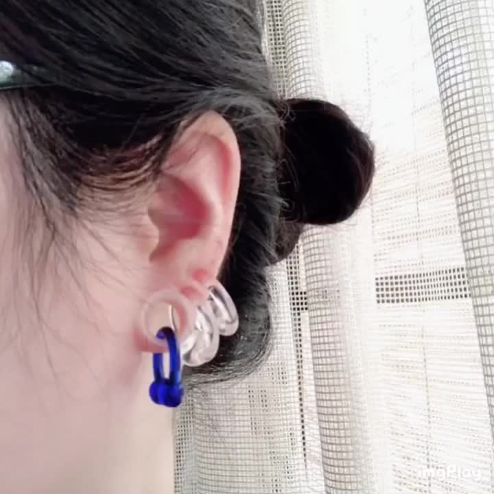 新しくまたピアス開けたいなぁ〜🏝 🍒のん🍒