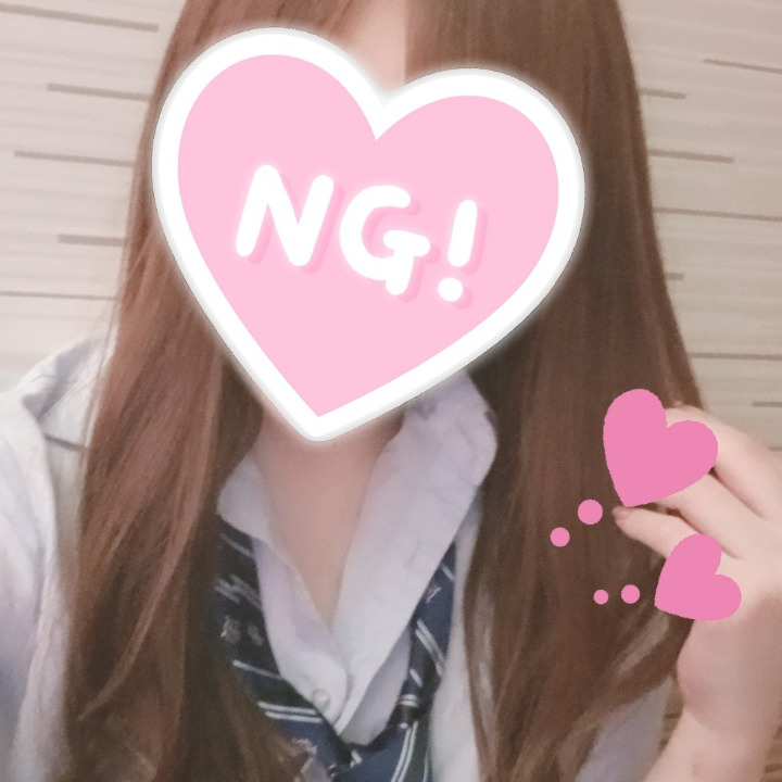 普段はナースだけど制服プレイしたよ✨
楽しかった♥️
制服似合うかな？🐰