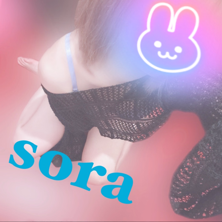 こんちゃ（ ◜ω◝ )ﾉ

7月5日から1ヶ月お休みをいただくので
長期休みまであと1ヶ月になりました🥺✨


楽しみな気持ちもあるけど
しばらくお兄さんに会えなくなるのは
寂しいなぁ🥹💭

だからこそ休みまでの1ヶ月は
お兄さんと素敵な思い出を
たくさん作れたら嬉しいです^. ̫ .^♩


今しかない時間を一緒に楽しもうね‪🫶🏻︎🫶