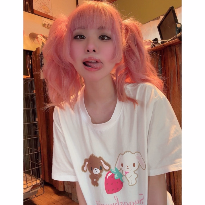 自分で巻いたよ〜〜ん🩷
ふわふわプードルみたいな髪型よ〜〜ん🐩