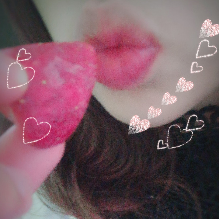 久々投稿🥰💓
しばらくお店お休みしてましたが
今月末〜来月は出勤ちょこちょこするので会いにきてくれると嬉しいです🙇‍♀️💓

メッセージで出勤聞いてくれるの嬉しいんですが、、メッセージ数上限で返信できない方いてごめんなさい🙇‍♀️🙇‍♀️

来週は水曜、木曜出勤予定ですー❤️