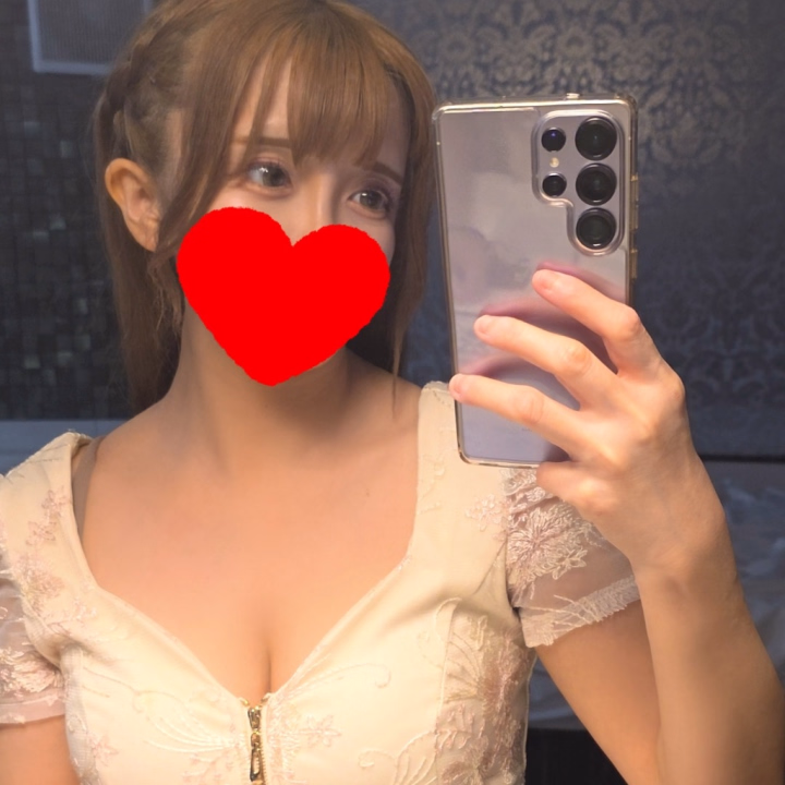初めまして✨しゅりかです🥰✨

姫トークで沢山話してたね✨
やっと姫カード交換できて嬉しいです🥰🥰🥰
沢山トークしよーね🙂

いっぱい○○されちゃった(/// ^///)✨
私も満足だし､お兄様も満足してもらえて
良かったです✨

次はゆっくり休んで体力溜めて来てね😊
また会えるの楽しみにしてます( *´꒳`* )