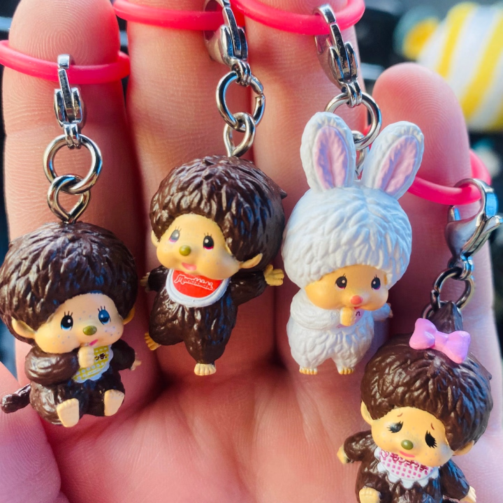 昨日もありがとうございました✨
めっちゃくちゃ久しぶりの仲良しさんもありがと✨✨✨

ご新規様も優しい方で良かった🥰


仲良しさんもお母さんの大事な日に
一緒に居たいって選んでくれてありがと🥺
色んなお話したね😌
お花もお供えできたみたいでよかったよ😌



聞いてー！
モンチッチの目印チャーム買えたの❤️
本当神すぎる！
個数制限あるとことないとこがあって4つGET❤️


もう幸せすぎる🥰
明日明後日はお休みです😌
金曜日はまだちょっとお待ちください😌


今日も一日宜しくお願いします♪