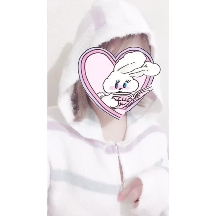 ぬぎぬぎ🐰🤍