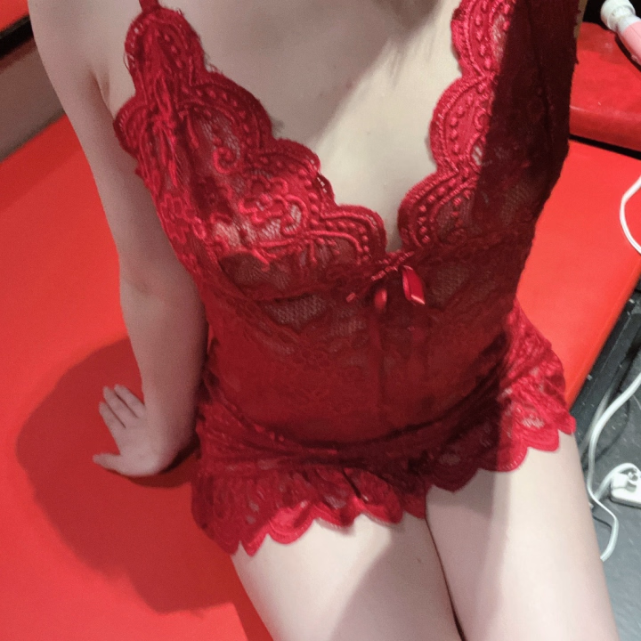 本日、不正出血で早退してます💦
ご予約してくださってたお兄さん方申し訳ありません🙇‍♀️

6月入ってから上手くいかないよ〜😭悲しい😭
とりあえず今日と明日はゆっくり休むます！