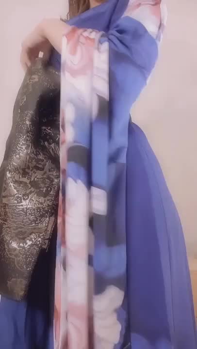 ヒメのお年玉動画イベントᐕ)ﾉ✨
今年も1年ひめちゃん動画イベントそして写メ日記いいね押して応援してくれた皆様本当にありがとうございました😊💕
皆様の応援がとても励みになってます😌✨本当にありがとう❤️
1月9日までいいねとプレゼントで応援してくれたら嬉しいです😊
お正月らしくみかん🍊そえてみた( ˙▿˙　)✨