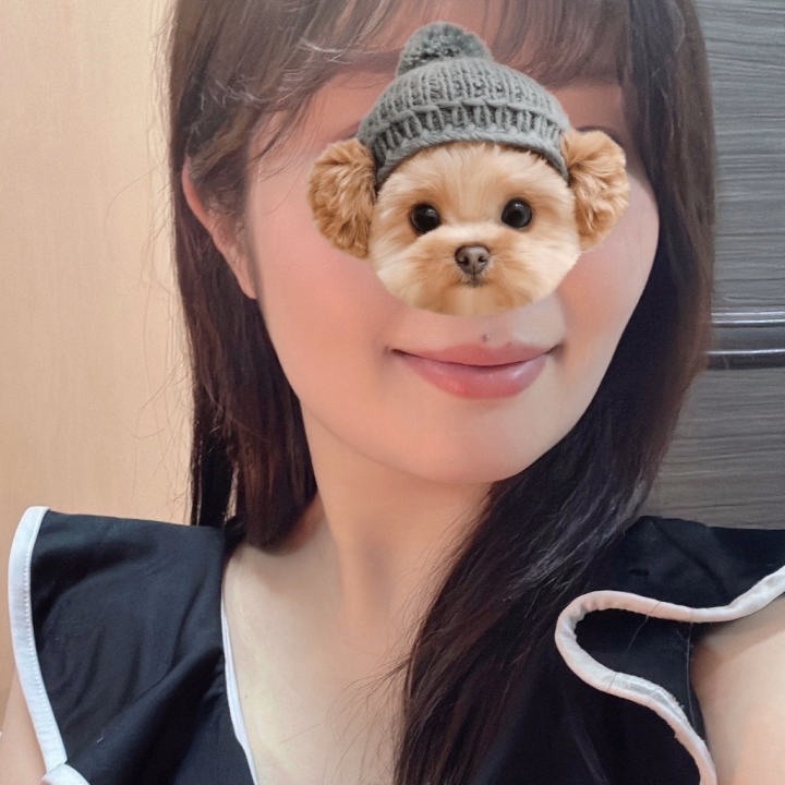 おはようございます！☀️

今日はいつもと違うドレスでお出迎えさせていただきます🥰

本指のお兄さんたち予約ありがとうねー！❤️‍🔥

今日もよろしく😝