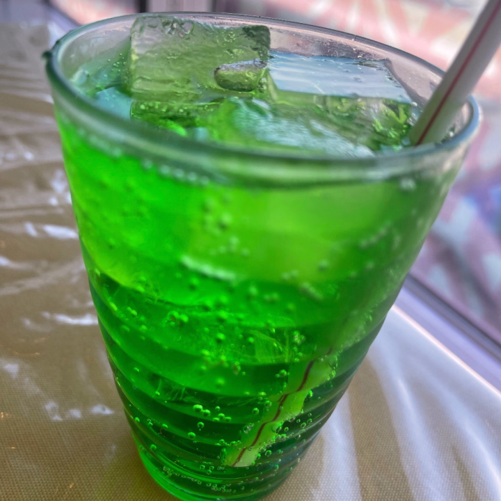 こんばんは(๑•͈ٮ•͈ )

お休み明けでございます( *´꒳`*)

たまに飲みたくなるメロンソーダ(o´罒`o)
アイスのってたら最高♡

おそ〜い御礼日記ですが
先週金曜日の夜、土曜日、日曜日の夜と
遊びに来てくれたお兄さま♡
ありがとうございました⸜(* ॑꒳ ॑* )⸝♡*.+゜

Sさん♡
会いに来て下さって
ありがとうございます(๑♡∀♡๑)
東京いいなぁと思いましたが
お勉強会は大変ですよね(；・∀・)
今週のお休みは
ゆっくりして下さい(´,,•ω•,,`)
いつも沢山お話聞いて下さり
ありがとうございます(๑´ω`๑)♡

いわきのご指名さま♡
お久しぶりでした(´,,•ω•,,)
会いに来て下さって
ありがとうございます(✿ᴗ͈ˬᴗ͈)♡
相変わらずよく笑ってくれるから
りさも大笑いwww
楽しすぎでした(〃^ー^〃)
お互いいろいろ大変ですが。。。
また思い出してもらえたら是非是非♡

はじめましてさまも
ありがとうございました(๑´ㅂ`๑)♡*.+゜

また男爵に遊びに来て下さい(๑⃙⃘⁼̴́꒳⁼̴̀๑⃙⃘)◞♥︎

お待ちしております( *¯ ³¯*)♡
