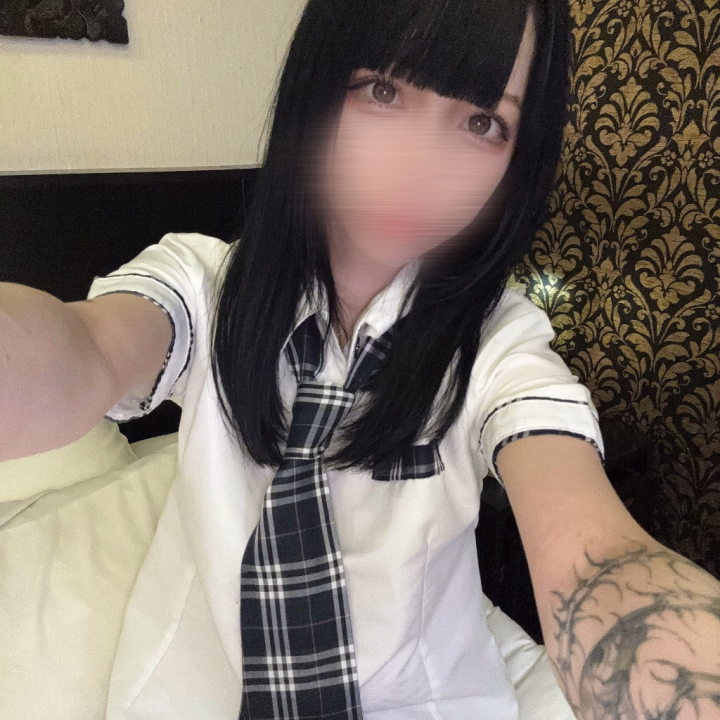 ラスト3日〜⭐️








おはようございます〜まりなです🎵
今月出勤ラスト3日です〜❣️あっという間すぎる😔

ご新規様に呼んで良かった、初めてリピートしちゃうかもと嬉しいこと言っていただけたり、もうずっとまりなに会いに来てくれてるおにいさまにも毎回会えて嬉しいよ〜ありがとうね〜と言ってもらえたりで幸せな時間を過ごせてます🙏🏻こちらこそいつもありがとう😭






あとおにいさまに少しお願いしたい事なのですが最近ヒメトークで過激なことやHP見たらわかることなどを送ってくる方が多くて...
本当に返さなきゃいけない質問等が返せなくなってしまうため送信する前に確認の上ヒメトークを送っていただけると助かります🙇🏻‍♀️‪‪




ながながと書いてしまいましたが本日24:00までお待ちしてます🤍華金一緒に過ごしたいなあ💭











🎀まりな🎀
