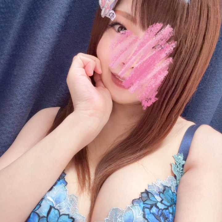 今日は10時～21時だから長いー💦💦
けど頑張ります🔥

15時半以降空きあります(*^^*)❤️