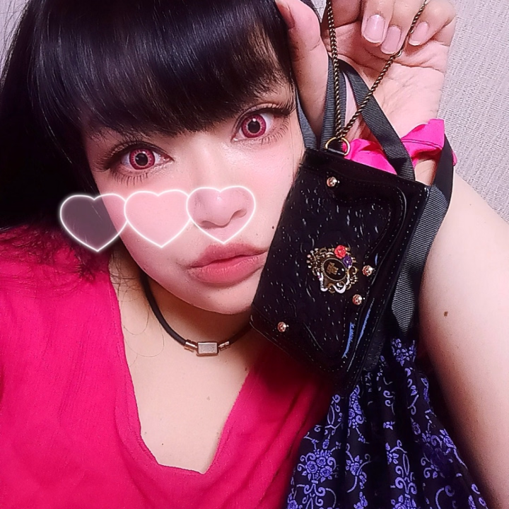 明日出勤しまーす😍



本指ちゃまから
誕プレ🎁頂いて
嬉しい♡♡♡