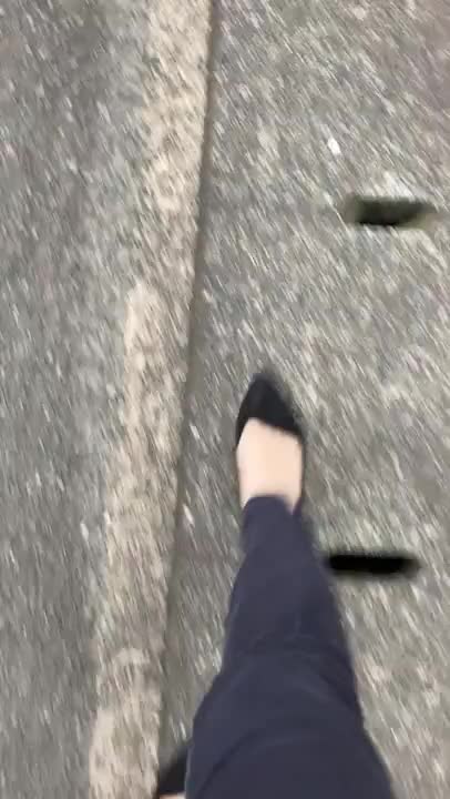 風強い！