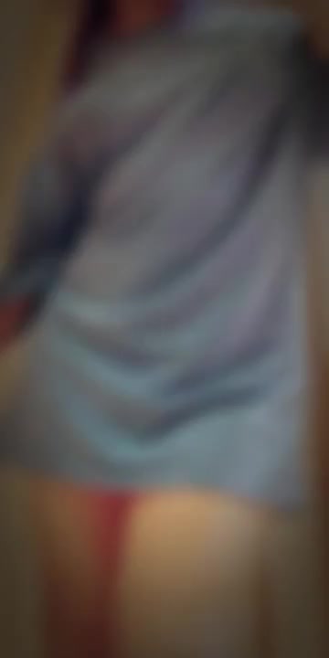久し振りの投稿❣️透けた乳首が敏感そう？何言ってんの！あんたの乳首をこれからメスにしてやるからね❣️