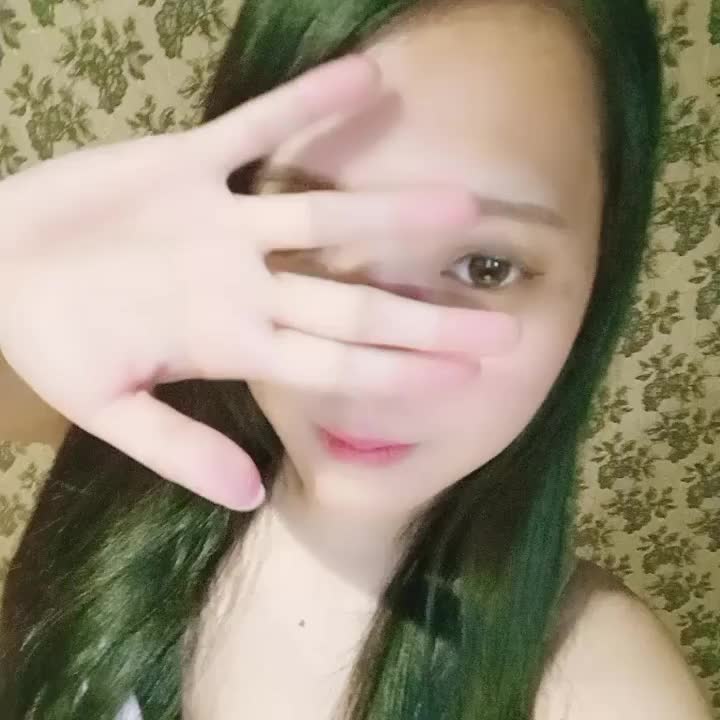 今日は12時～ラストまでいます♪ウズウズして待ってます♡笑