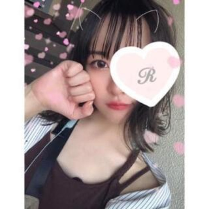 はじめまして！"りま"と申します♪
よかったらご予約お待ちしております(*^^*)