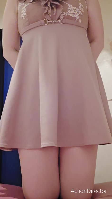 ワンピース姿の私はこんな感じです(´˘`＊)
是非脱がせにいらして下さい🩷