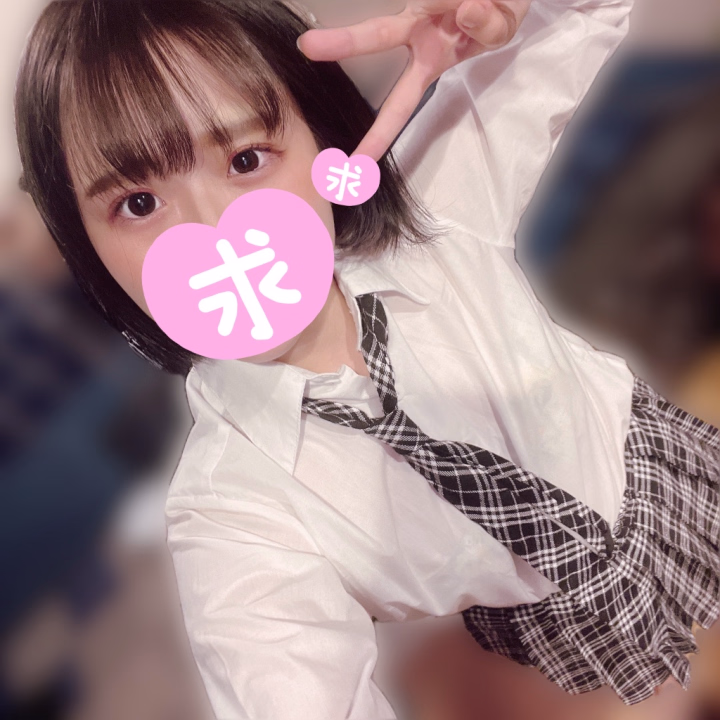 おはよーお兄さん！
週の真ん中、なかなかエンジン
かかりずらいかもしれないけど
張り切って行こう^^

今日は早起きしてまったり
準備出来たから心の余裕出来たよん♪

♡れな♡
