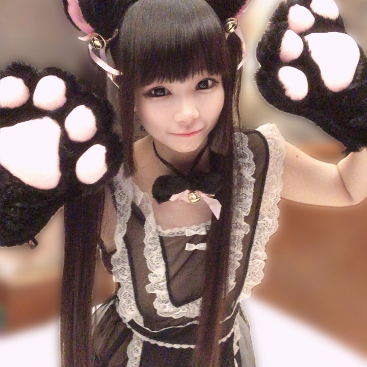 連日完売ありがとう🥹🤍
明日も13:30からいます‼️
明日はお誘い少なめなので…
ぜひ待ってますね(*^^*)