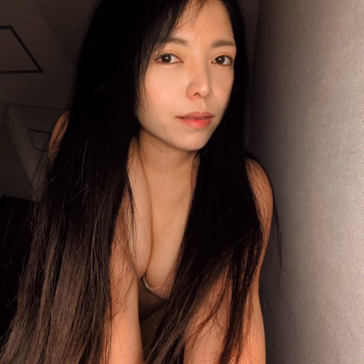 ちょっと生々しいショット📸
出勤してます✨