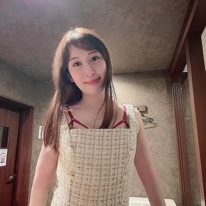 【プロフィール】
★かずは「ハピネス札幌店」
★北海道出身
★血液型O型　
★身長160cm
★体重50kg
★Dcup
★好きなこと→休日の筋トレ💪旅行✈️自然🌳温泉♨️美容🧖‍♀️Netflix🎞️アニメ
★自慢パーツ→お尻、くびれ、お肌白い、スベスベ肌❤︎
★男性の好きなパーツ→肩から胸板にかけて❤︎
★マット中男性が感じてるのを聞くのが好きです❤︎
★激しいよりも優しいのが好き❤︎