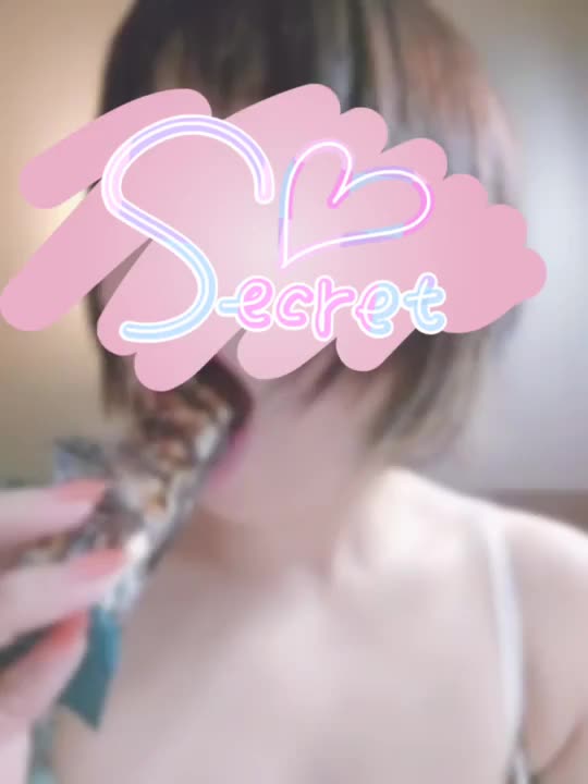 モグモグ( "´༥`"  )