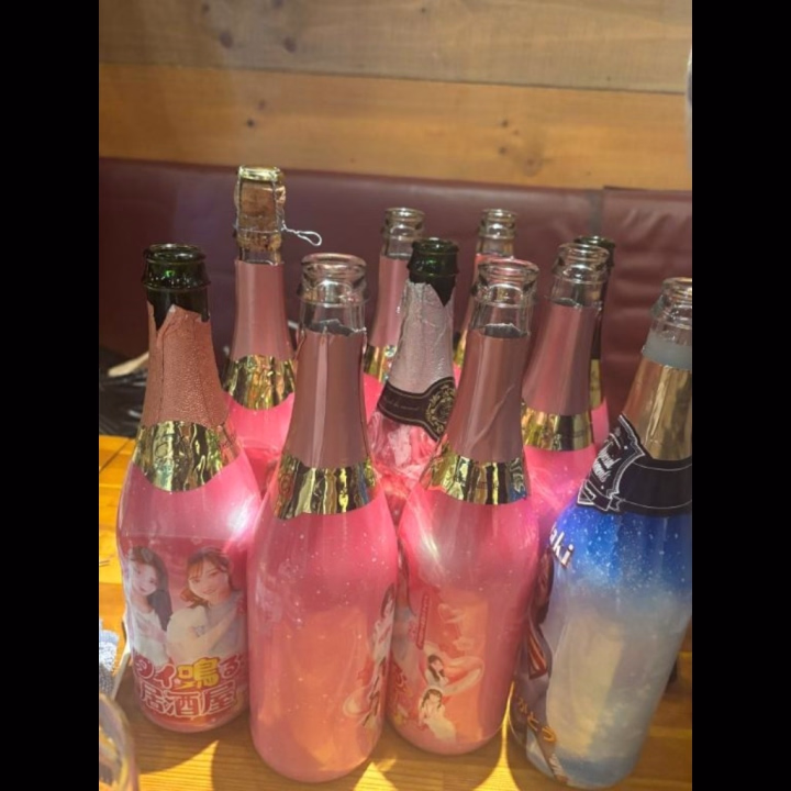 🎀🩷タイ鳴る居酒屋で♡
