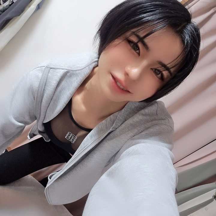 おはようございます♪
今日も準備ができましたっ☺️
これからお店へ行くからまっててねー✨

👇️  ちかとのチャットは  👇️
👇️  ヒメ チャンネルで♪ 👇️
https://hime-channel.com/profile/rq1zg4