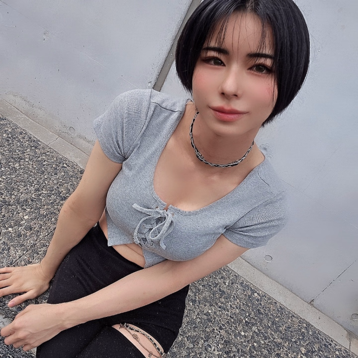 おはようございます♪
最近ちょっと早起きしておうちの回りお散歩することにハマってますっ☺️
この時期の朝の空気感って、なんだかいいですよね~~🌄✨
👇️ ちかとのチャットは 👇️
👇️ ヒメ チャンネルで♪ 👇️
https://hime-channel.com/profile/rq1zg4