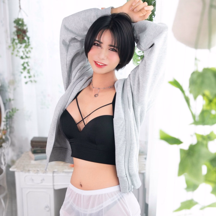 こんばんは♪
パネル写真撮ってきたよ～✨
今回もすごい素敵に撮ってもらっちゃった❗
この中から5枚に絞らなきゃいけないなんで困っちゃうよー😆

～お知らせ～
6月25～27日は大阪梅田店、6月28日は名古屋店に出張しちゃいます❗
ランクアップ前ラストのシャッフルなのでこの機会にぜひ✨

👇️  ちかとのチャットは  👇️
👇️  ヒメ チャンネルで♪ 👇️
https://hime-channel.com/profile/rq1zg4