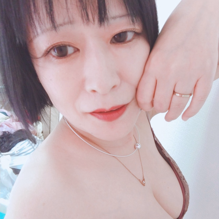 おはようございます💓

本日は23時30分ラスト受付まで出勤していますのでお時間の合うお兄様方からのエッチなご指名ご予約お待ちしていますね❤️