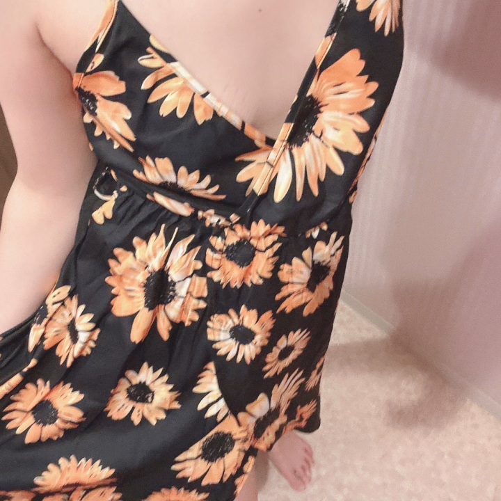 おはようございます😊☀️
まるちゃんです( •̀_•́)ง♡

昨日は家帰ってからちょっとだけ寝ようと思ったらありえないくらい寝てたよ😴😴😴
最近変な時間に寝てよる寝れなくなるから今日は絶対に寝ないようにしないと😏😏😏
ゲームできなくなるしね(   ´⚰︎`°。)

今日はのんびり出勤の日だよ🐌💭
いつもか？！((´∀｀*))ヶﾗヶﾗ
ほな今日ものんびりやってこけー