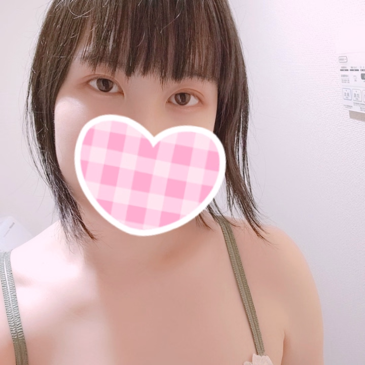 こんばんは🌙
きっかです！！

日にちは変わってしまいましたが、本日お店におりました⸜(◍´˘`◍)⸝

すごく久しぶりのお店でしたが仲良しさん、初めましてのお兄様、お会いできてとても嬉しかったです❣️

フェードアウトしたかと思ったって言われがちですが、居ますので！！！

今は忙しい時期でなかなか出れないですが、7月以降はまた少しずつ出勤増やせるかなと思います✨

お待ちいただけたら嬉しいです🥹💗

次回は6/7(日) 8:00~12:00
トークでのご予約は受付終了しましたので、ご都合合う方は前日にお店にお電話お願いいたします🙇🏻‍♀️⸒⸒

6月後半の予定はまだ未定ですが、おそらくあまり期待できないと思いますので、お会いできる方は7日に会いましょう❣️

お待ちしております😌💞