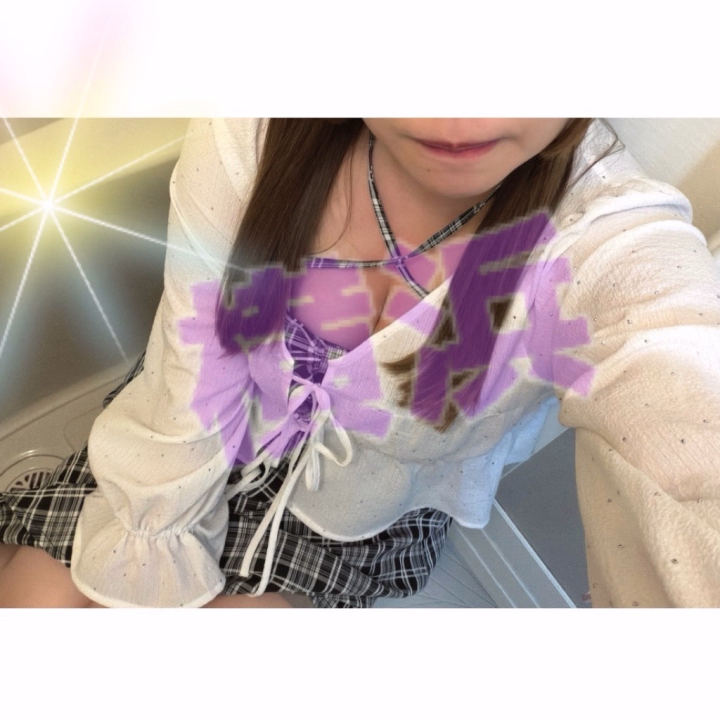 上から撮ったので👀
とても痩せて見える😂👍笑❗️

お久しぶりです🙇‍♀️💦❗️

6/21
17:00〜21:30に
横浜に出勤させていただく予定です🗓️

お仕事が忙しくて🏢💼👩‍💻
なかなか来れなくてごめんなさい😭

メッセージくれた皆様ありがとうございます(*≧∀≦*)✨

元気に会えるように
暑さにも負けずに頑張ります(*ﾟ▽ﾟ*)
