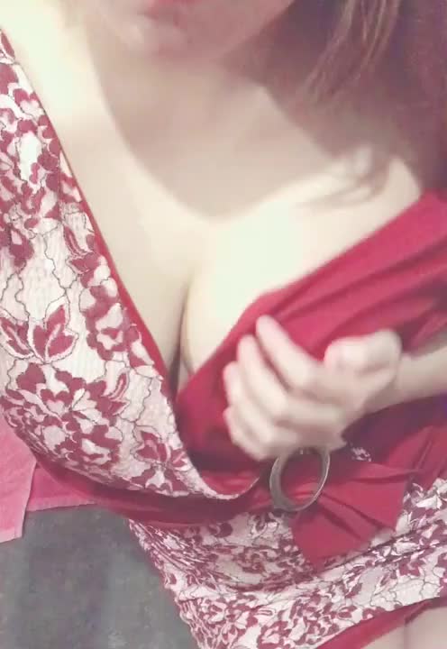 今日も元気にヌルヌルローションでおっぱい密着❤️❤️