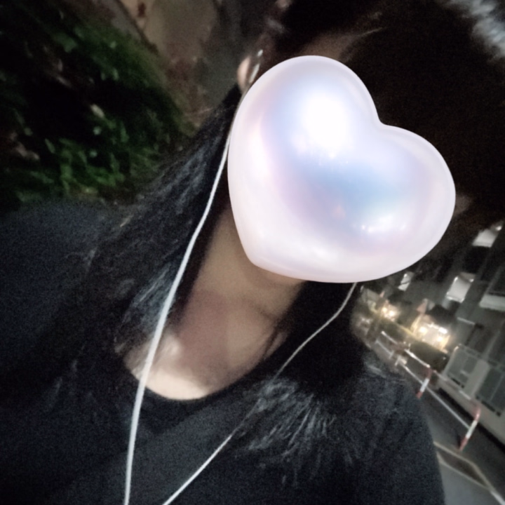 こんばんは🌙
夜は蒸し暑いですね〜

雨は落ち着きつつも梅雨だなぁと☂️


気がついたら週末ももう終わりかけ🥱🥱
6月もゴール目前ですが🤧
毎日無理なく過ごしていきたいと思います✌️