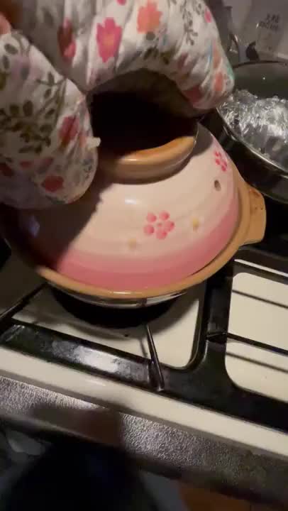 久々に土鍋ご飯🍚
写メ日記だと動画載せられないので😨(しょうもない日常の一コマにお付き合いください笑)