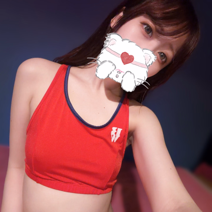 今日もたくさんのご予約ありがとうございました♡

久しぶりのお兄さんたちにもたくさん会えて、
「元気だった〜？」って話しながら過ごす時間がすごく嬉しかったな♪

そして栗のリキュールもありがとう🌰♡
前にもいただいてお気に入りだったから、
また飲めるの嬉しすぎる〜！

初めましてのお兄さんたちも、
会いに来てくれてありがとうございました♡

優しい人ばかりで、
改めて水戸って素敵な場所だな〜って実感してます。

毎回来るたびに、
「またすぐ来なきゃ！」って思わせてくれるお兄さんばかり。

今回もたくさん幸せな時間をありがとう♡