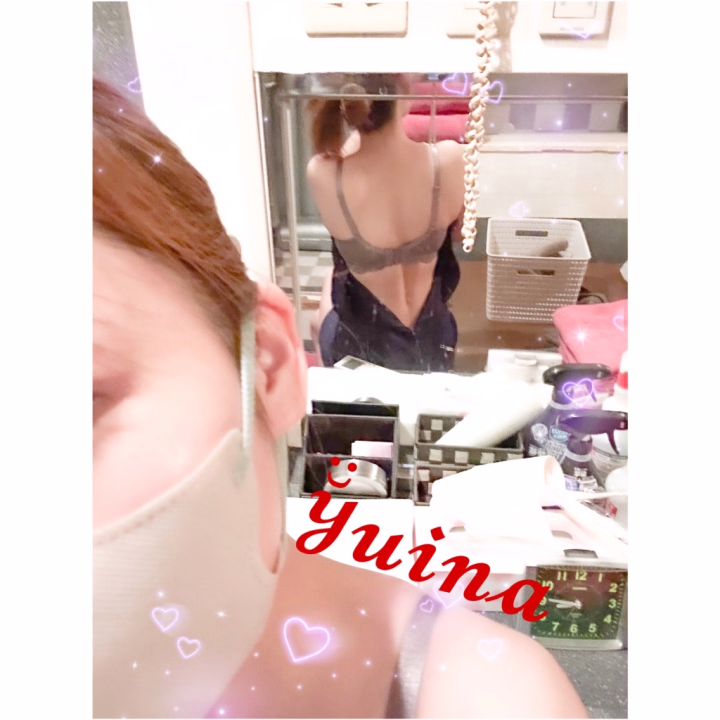 今日は日曜日だねー！
調子はどうー？まったり過ごせてるかしら🐥⸒⸒
それともゆいなとマットでまったりとか
してみる？