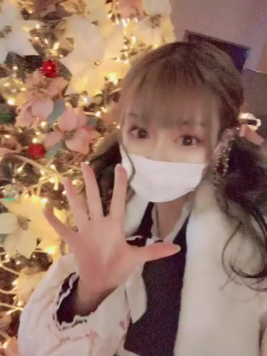 12/28本指名のお兄さん、新規のお兄さんからお誘いいただきました(⁠ ⁠◜⁠‿⁠◝⁠ ⁠)⁠♡ありがとうございます♥12/29、年内最後の出勤です♥りなで抜き納めしましょ(⁠´⁠∩⁠｡⁠•⁠ ⁠ᵕ⁠ ⁠•⁠｡⁠∩⁠`⁠)