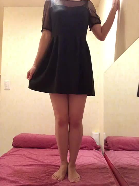 脚線とお尻いかがでしょう？