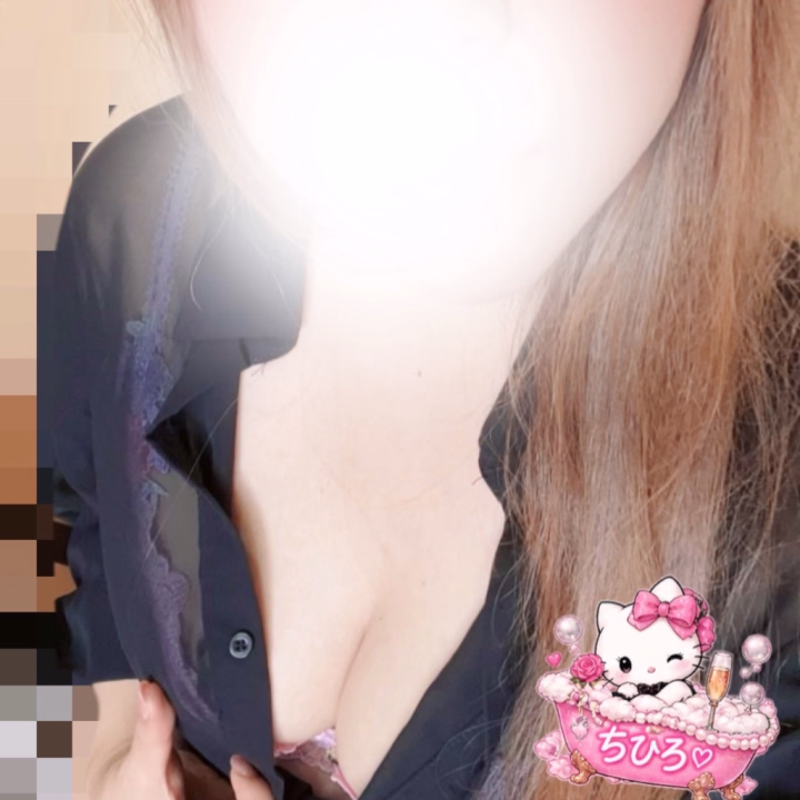 今日はマットで、いつもより近くで感じてほしい気分…💋

ゆっくり距離を縮めながら、2人だけの濃い時間を過ごしませんか？♡
いっぱい甘えてもらえるように、準備して待ってるね🥰

今夜のお誘い、楽しみにしてます♡