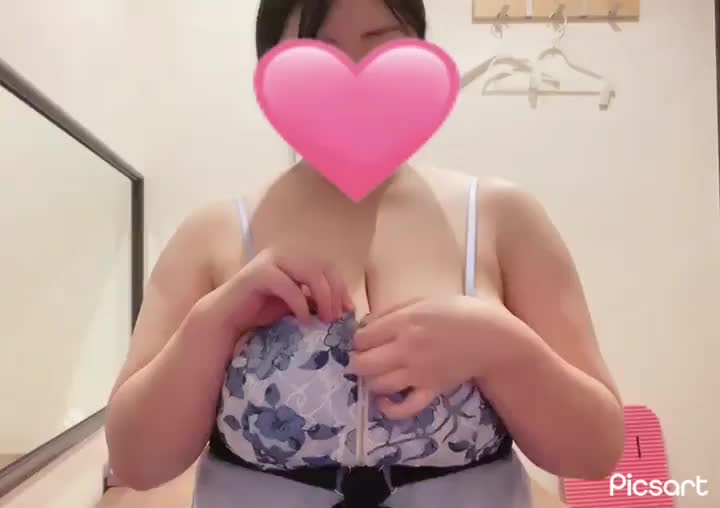 挟ませて欲しいな(//▽//)