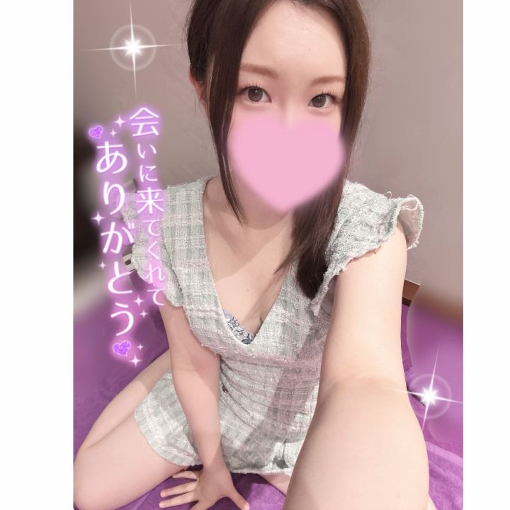 本指名Kさんへ💌

Kさーん🫂💕　ひよりのこと覚えてくれててまた会いにきてくれてありがとうっ❤️ 遠くからしかもわざわざひよりに会うために会いにきてくれて前回より長く130分でとってくれて本当にありがとう🥹💕ﾀﾞｲｶﾝｼｬ 前回も濃すぎて時間足んないくらい甘い時間で、、、♡今回もエロすぎて、たくさん一緒に甘い時間を過ごせて嬉しかったよーお//🙈💕 思い出また増えたことが嬉しいっ🎵　また福岡きたときは沢山いっしょに気持ちよくなろうねっ( ˶>ᴗ<˶)♡ Kさんありがとおお❤️
またねっ🙈💕

ひより